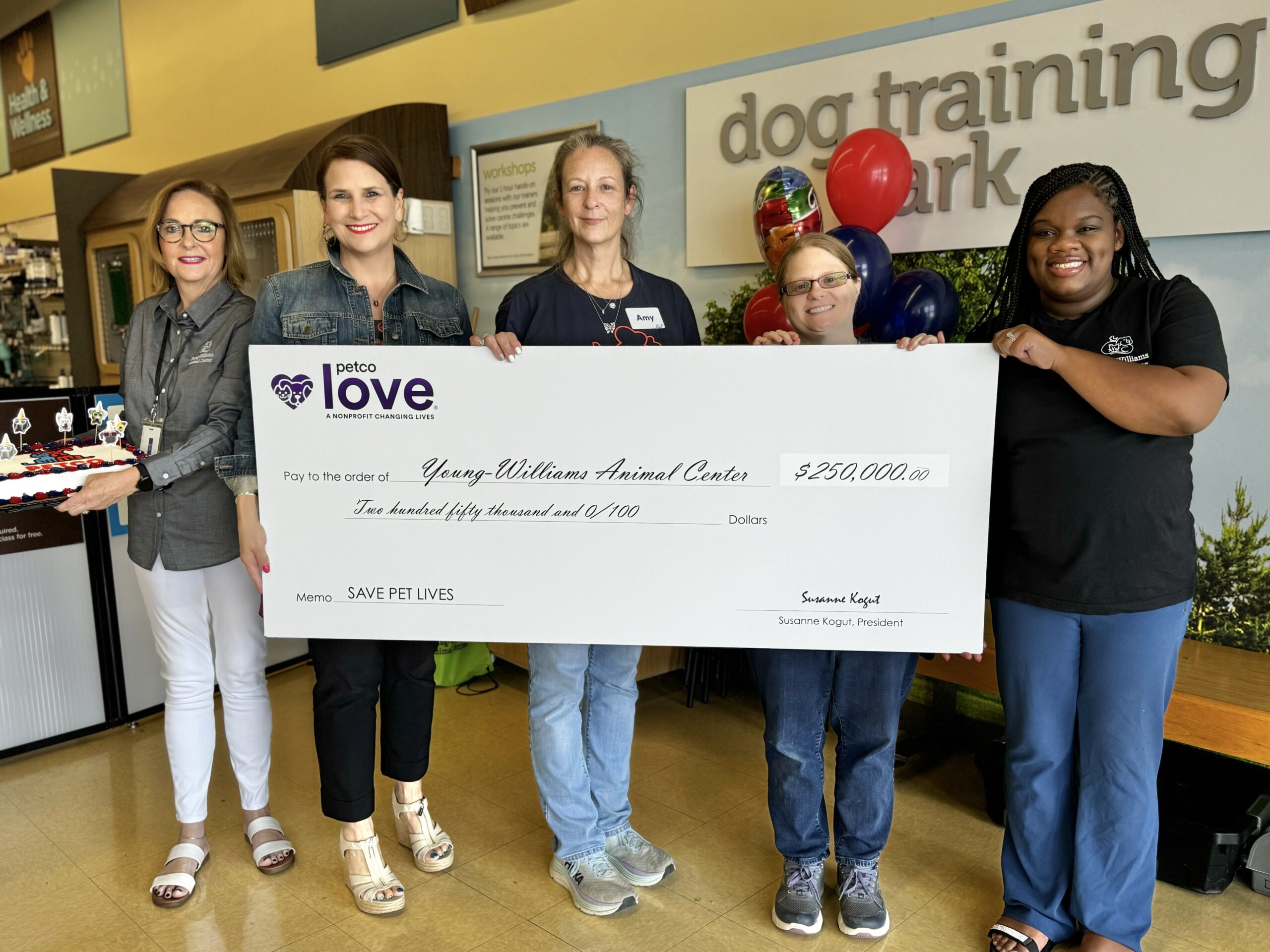 Featured image for “Young-Williams Animal Center celebrates $250,000 lifesaving investment from Petco Love”